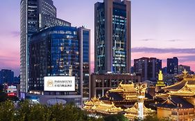 Paramount Gallery Hotel